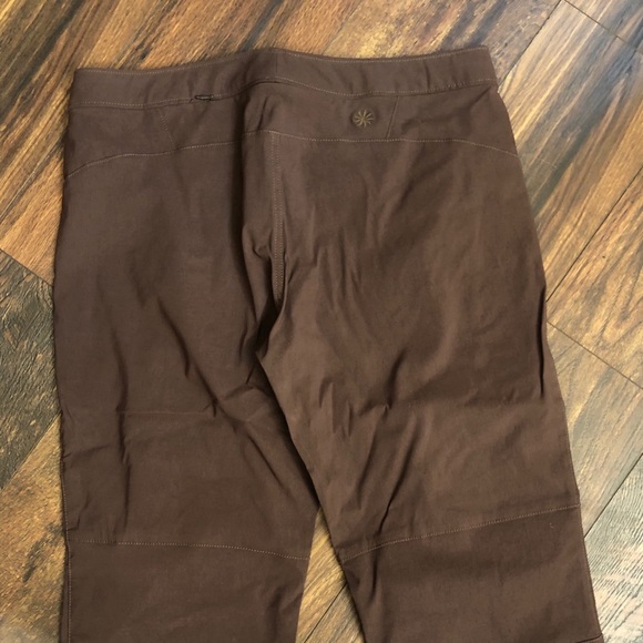 Athleta Capris - Picture 2 of 3